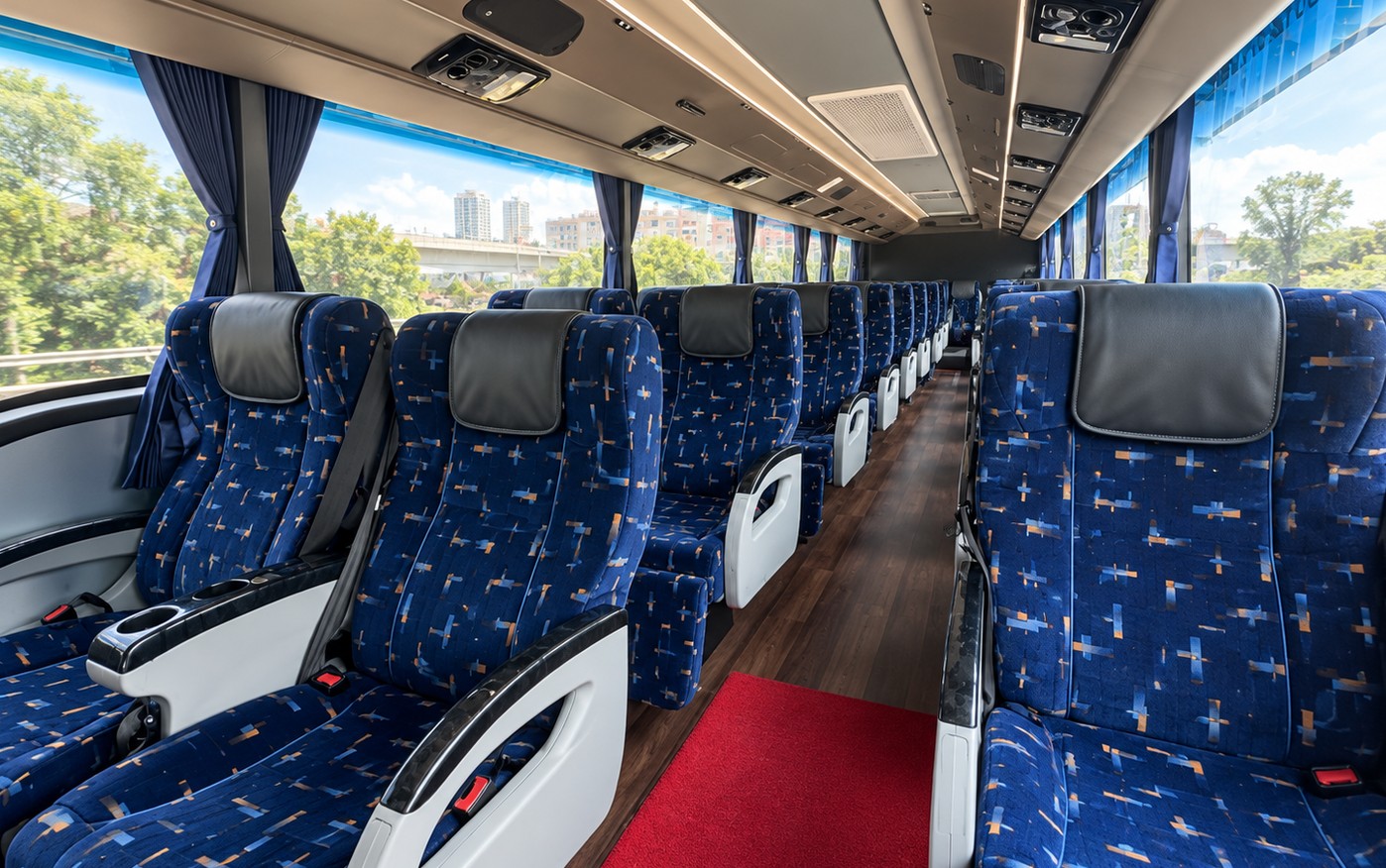 Spacious seating inside a Tliner Classic Class coach